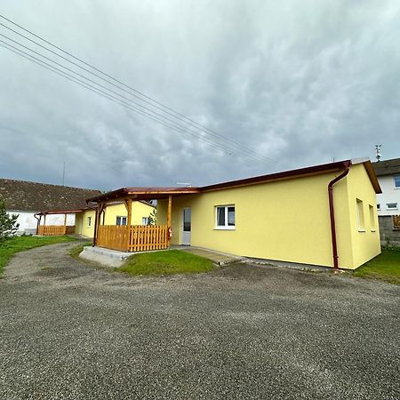Hracholusky Pension U Vlcku מראה חיצוני תמונה